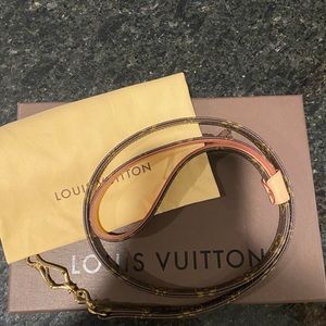 Louis Vuitton Baxter Dog Leash MM